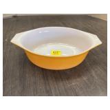 VINTAGE PYREX CASSEROLE DISH