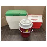 2 SMALL COOLERS & BEVERAGE DISPENSOR