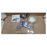 BOWLS & KITCHEN UTENSILS