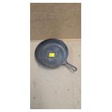 SK #10 CAST IRON PAN