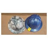2 HARD HATS