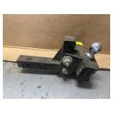 TOW HITCH W/BALL