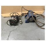 SMALL BENCH GRINDER & PORTER-CABLE ROUTER