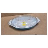 VINTAGE PYREX CASSEROLE DISH W/LID