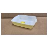 VINTAGE PYREX CASSEROLE DISH