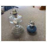 2 OIL LAMPS, NO FLUMES