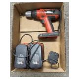 B&D CORDLESS DRILL W/BATTERY & CHARGER