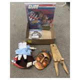VINTAGE DOLLS, GI JOE MEM. & DECOR