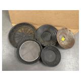 GOLD PANS & CLASSIFIER