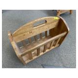 MAGAZINE RACK