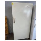 MONTGOMERY WARD 21CUFT UPRIGHT FREEZER