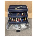 TACKLE BOX W/SOME TACKLE