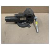 BENCH VISE