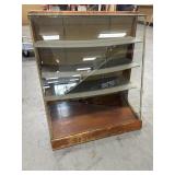 VINTAGE DISPLAY CASE