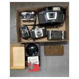 VINTAGE CAMERAS & ACCESSORIES