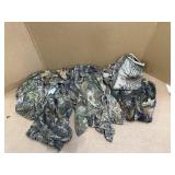 HUNTING CLOTHES-SIZE 2XL