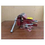 SMALL BENCH VISE