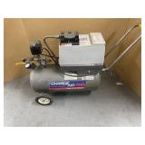 INGERSOLL-RAND 7 1/2 GALLON COMPRESSOR