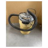 BUCKET WET/DRY VAC