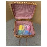 PICNIC BASKET