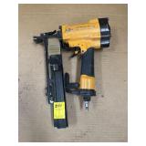 BOSTITCH 16 GA STAPLER