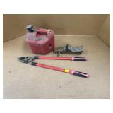 TOW HITCH, FUEL CAN & LOPPERS