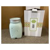 SCENTSY WARMER-NEW