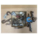 CHAIN HOOKS
