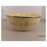 vintage TOM & JERRY Classic 10" Serving Bowl H.L.