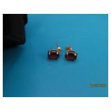 10kt Gold & Red Garnet 5x7mm Stud Earrings 1g