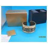 New HEIDI DAUS White Bling Geometrical Bracelet bd