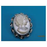 A CAVINESS Sterling MOP Cameo 1.25" Pin Pendant 6g