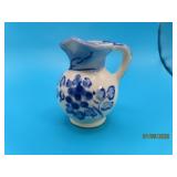 OCCUPIED JAPAN 2.75" Blue/White Mini vtg Pitcher