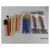 LOT asst Artist & Hobby Paint Brushes