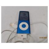 vintage APPLE IPOD blue 8gb *working*