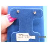 New 14kt Gold .33ctw Diamond Stud Earrings 0.45g