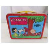 Metal 1973 PEANUTS Snoopy Lunchbox