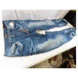 New RUE21 BlackPremium 36x32slim Jeans $59