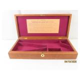 vintage COLT PISTOL Wooden Display Box w/ key