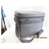 Professional REI-CoOp Soft 15" grey Cooler EXC