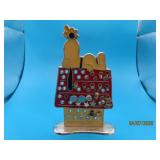 vintage 1965 SNOOPY Peanuts Metal Earring Holder