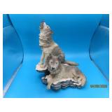 WOLF Home Interiors "Howling At The Moon" Figure