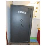 Large FORT KNOX Defender 7241 Gun~Storage Safe $