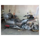 HONDA GOLDWING Motorcycle NICE *no title*