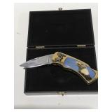 Eagle knife pocket
