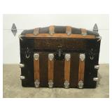Vintage trunk 30" x 17"