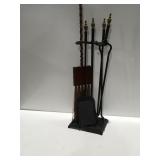 Fireplace tool set
