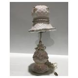 Vintage porcelain Ardalt figurine lamp 18 inches