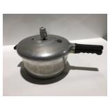 Presto pressure cooker, model, 406