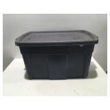 Rubbermaid Empty tote